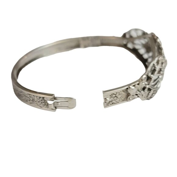 Silver Tone Filigree Victorian Style Tongue Clasp Bangle Bracelet - Picture 8 of 12